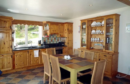 Kells House | 130 m² Bungalow ∙ 3 bedrooms ∙ 5 guests