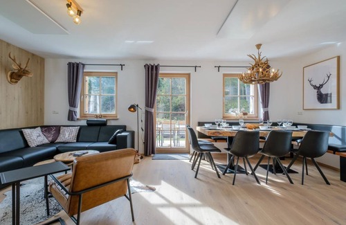 Donnersbachwald Ski Chalet | 130 m² Chalet ∙ 4 bedrooms ∙ 10 guests