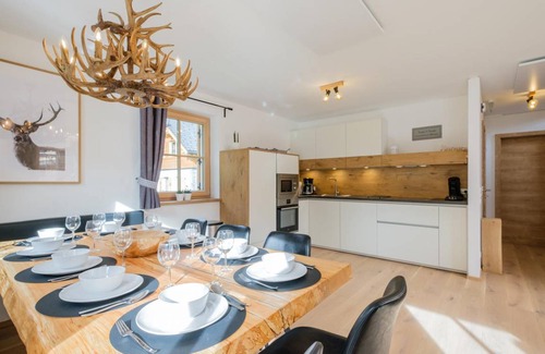 Donnersbachwald Ski Chalet | 130 m² Chalet ∙ 4 bedrooms ∙ 10 guests