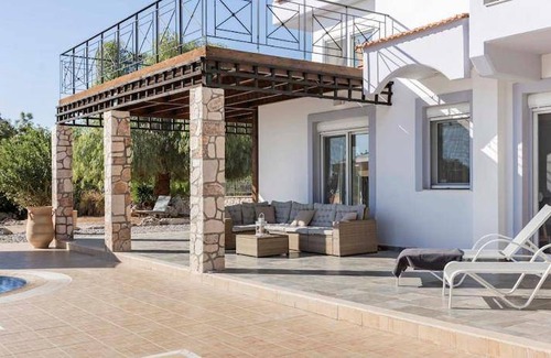 Monastiri i Tsampika Villa | 130 m² Villa ∙ 3 bedrooms ∙ 6 guests