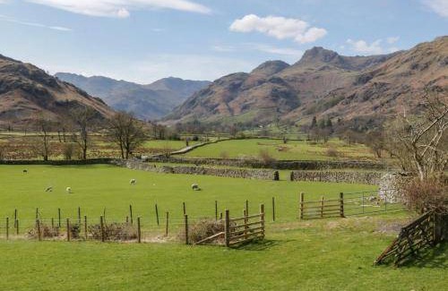 Chapel Stile House | 130 m² House ∙ 3 bedrooms ∙ 6 guests