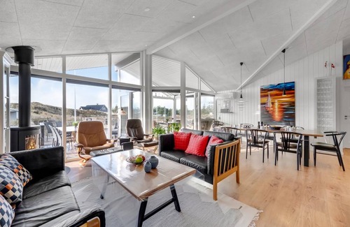 Haurvig House | 130 m² House ∙ 4 bedrooms ∙ 10 guests