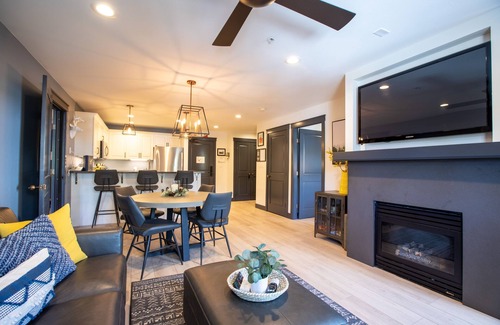Salt Lake Mountain Resorts Condo | 1303 - Two Bedroom Deluxe Eagle Springs West by RedAwning