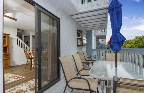Carlsbad House | 131 m² House ∙ 2 bedrooms ∙ 6 guests
