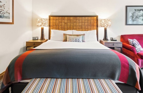 Spruce Peak Resort | 1326 Studio Last Run Lodge | Spruce Peak Lodge | Mountain Views @ The Stowe Mountain Resort