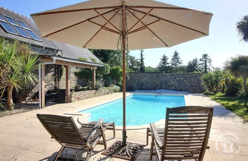 Plerin House | 133 m² Gîte ∙ 4 bedrooms ∙ 7 guests