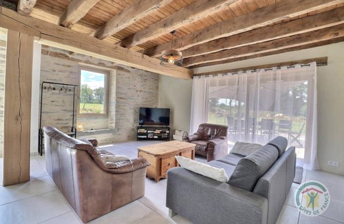 Maure-de-Bretagne House | 134 m² Gîte ∙ 4 bedrooms ∙ 8 guests