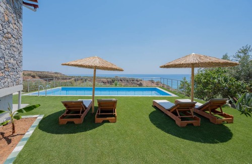 Keratokambos House | 134 m² House ∙ 3 bedrooms ∙ 8 guests