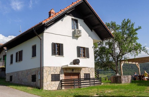 Cerklje ob Krki House | 135 m² House ∙ 1 bedroom ∙ 8 guests