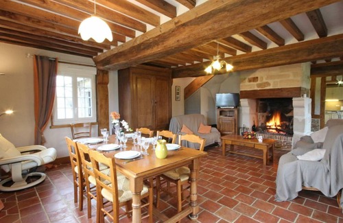 Crouttes Cottage | 135 m² Cabin ∙ 3 bedrooms ∙ 6 guests