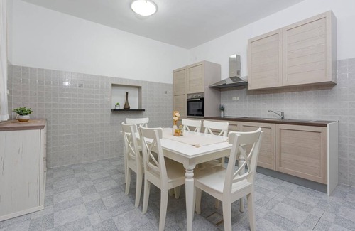 Brisevo House | 135 m² House ∙ 2 bedrooms ∙ 4 guests