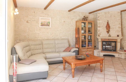 Saint-Didier House | 135 m² House ∙ 3 bedrooms ∙ 6 guests
