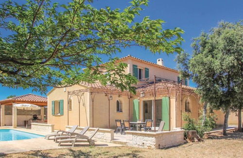 Saint-Didier House | 135 m² House ∙ 3 bedrooms ∙ 6 guests