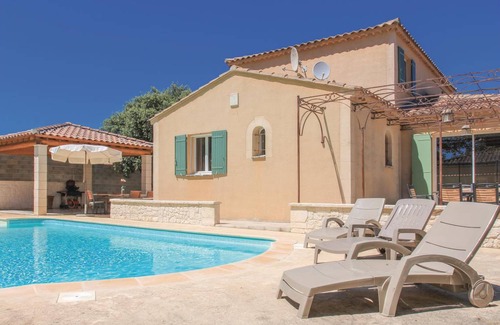 Saint-Didier House | 135 m² House ∙ 3 bedrooms ∙ 6 guests