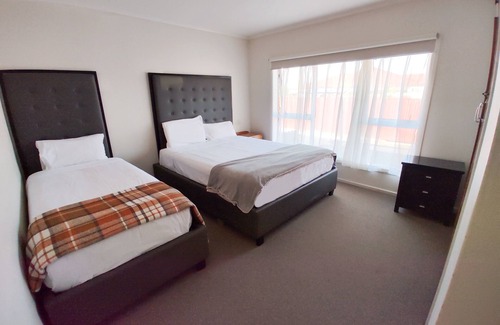 Papatoetoe Hotel | 136 St George Motel