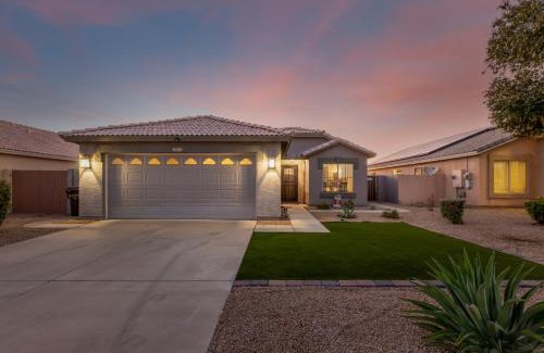 West Point Towne Center House | 136th Surprise home