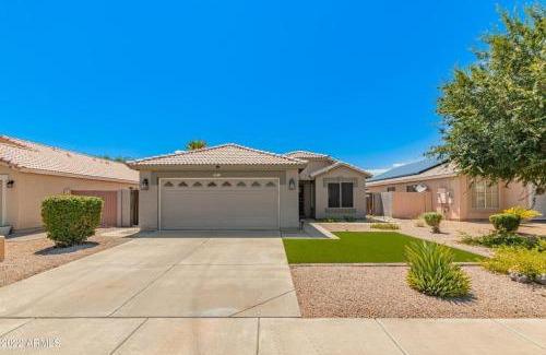 West Point Towne Center House | 136th Surprise home
