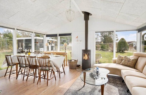 Torup Strand House | 137 m² House ∙ 4 bedrooms ∙ 8 guests
