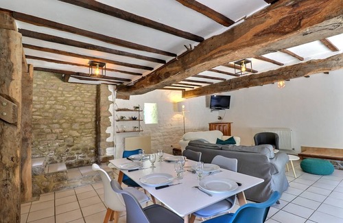 Parigne House | 138 m² Gîte ∙ 5 bedrooms ∙ 10 guests