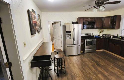 Stoughton Apartment | 139 m² Apartment ∙ 3 bedrooms ∙ 7 guests