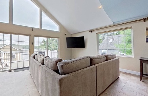 Moultonborough House | 139 m² House ∙ 2 bedrooms ∙ 6 guests