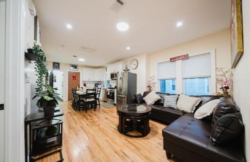 Milton Apartment | 14-2-5BR Milton - Near Blue Hills