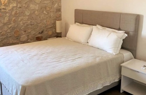 Cesme House | 14 beds 7 en-suite rooms Çeşme, 450 m2 6500 land