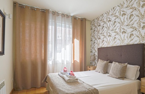 Sant Gervasi – la Bonanova Apartment | 14. Gold Small Apartment