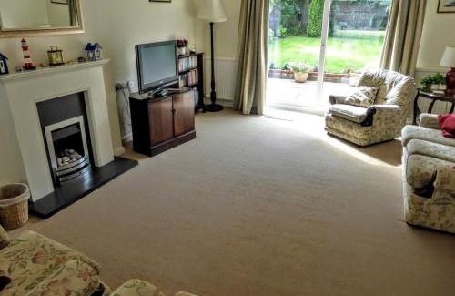 West Runton House | 14 Links Way - Keys Holiday Cottages