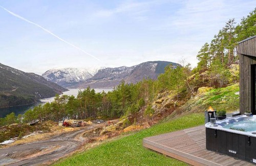 Sogndal House | 14 m² House ∙ 2 guests