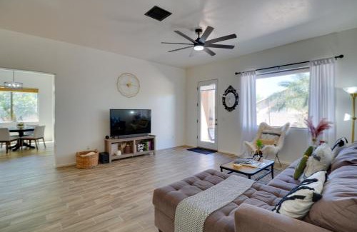 Tucson House | 14 Mi to Dtwn Tucson Escape with Patio!
