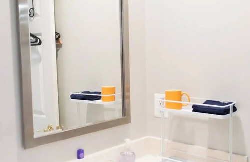 Potomac West House | 14 Min to White House - 1 Studio Rm on Ground Fl w/Patio/Full Bath/Laundry