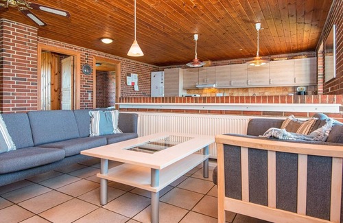 Vrist Strand House | 14 person holiday home in Harboøre