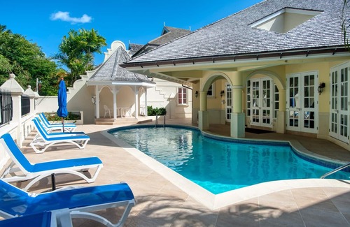 Sandy Lane House | 14 The Falls. Sandy Lane area with 24hr security, pool gym
