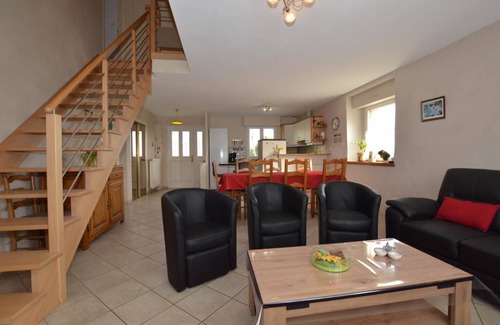 La Chapelle-Chaussee House | 140 m² Gîte ∙ 5 bedrooms ∙ 10 guests