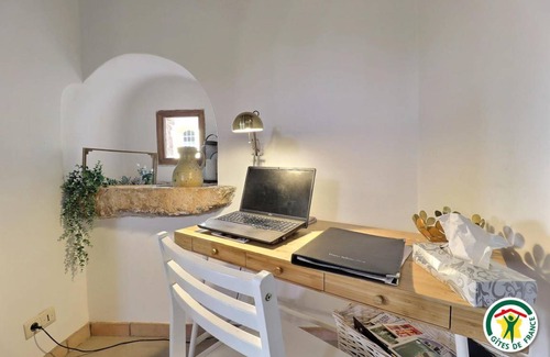 Hostun House | 140 m² Gîte ∙ 3 bedrooms ∙ 9 guests