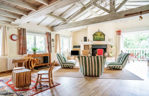 Mortagne-sur-Sevre House | 140 m² House ∙ 2 bedrooms ∙ 6 guests