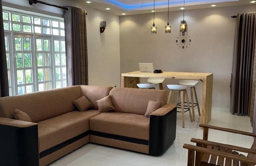 Katugastota House | 140 m² House ∙ 2 bedrooms ∙ 5 guests