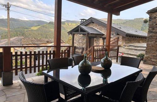 San Tirso de Abres House | 140 m² House ∙ 2 bedrooms ∙ 5 guests