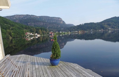 Flekkefjord House | 140 m² House ∙ 3 bedrooms ∙ 6 guests