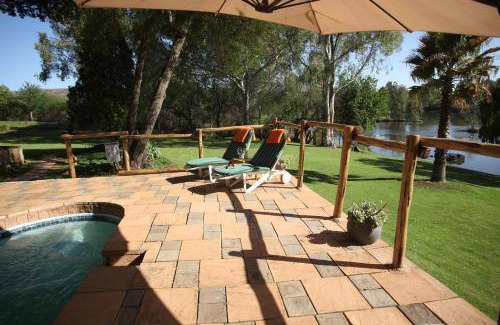 Vredefort House | 140 m² House ∙ 6 bedrooms ∙ 18 guests
