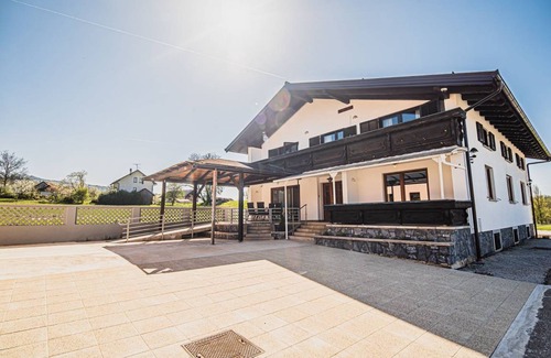 Cerklje ob Krki House | 140 m² House ∙ 7 bedrooms ∙ 16 guests