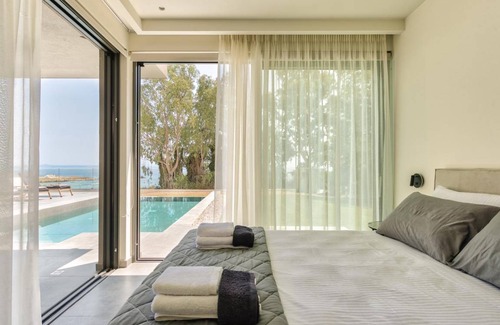 Vasilikos Villa | 140 m² Villa ∙ 3 bedrooms ∙ 6 guests