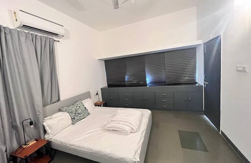 Erandwane Apartment | 1400 m² Apartment ∙ 3 bedrooms ∙ 6 guests