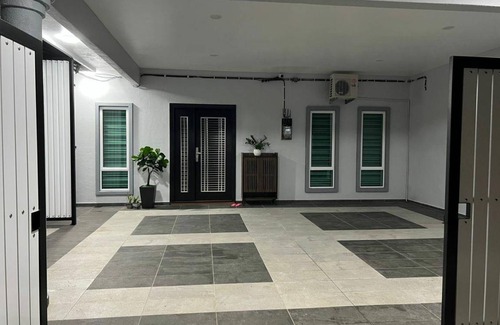 Kuantan House | 1400 m² House ∙ 3 bedrooms ∙ 12 guests