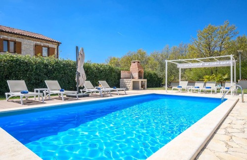 Butkovici House | 142 m² House ∙ 4 bedrooms ∙ 9 guests