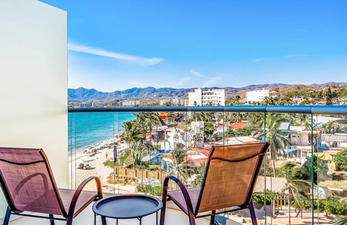 Bucerias Condo | 143 m² Condo ∙ 3 bedrooms ∙ 6 guests
