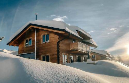 Reichenau Ski Chalet | 145 m² Chalet ∙ 3 bedrooms ∙ 8 guests