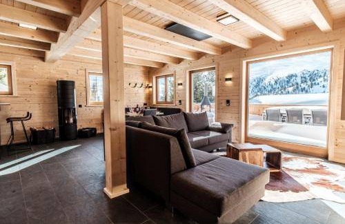 Reichenau Ski Chalet | 145 m² Chalet ∙ 3 bedrooms ∙ 8 guests