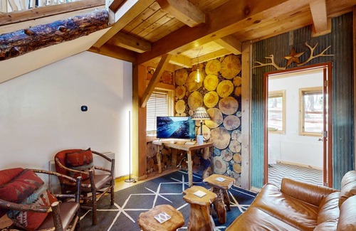 Florissant House | 145 m² House ∙ 2 bedrooms ∙ 7 guests